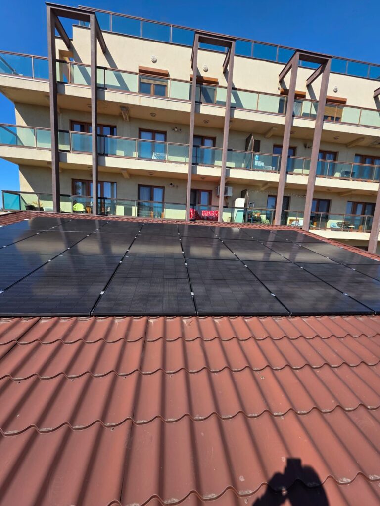Sistem fotovoltaic cu stocare, 10,8 kWp, Sector 1, București 1 WhatsApp Image 2025 09 29 at 08.16.18